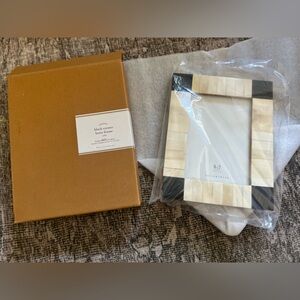 NIB Pottery Barn Black Corner Bone Frame 5x7